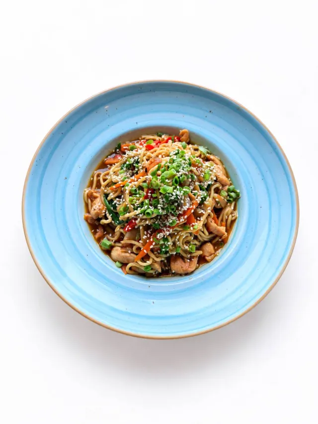 Tavuklu Noodle